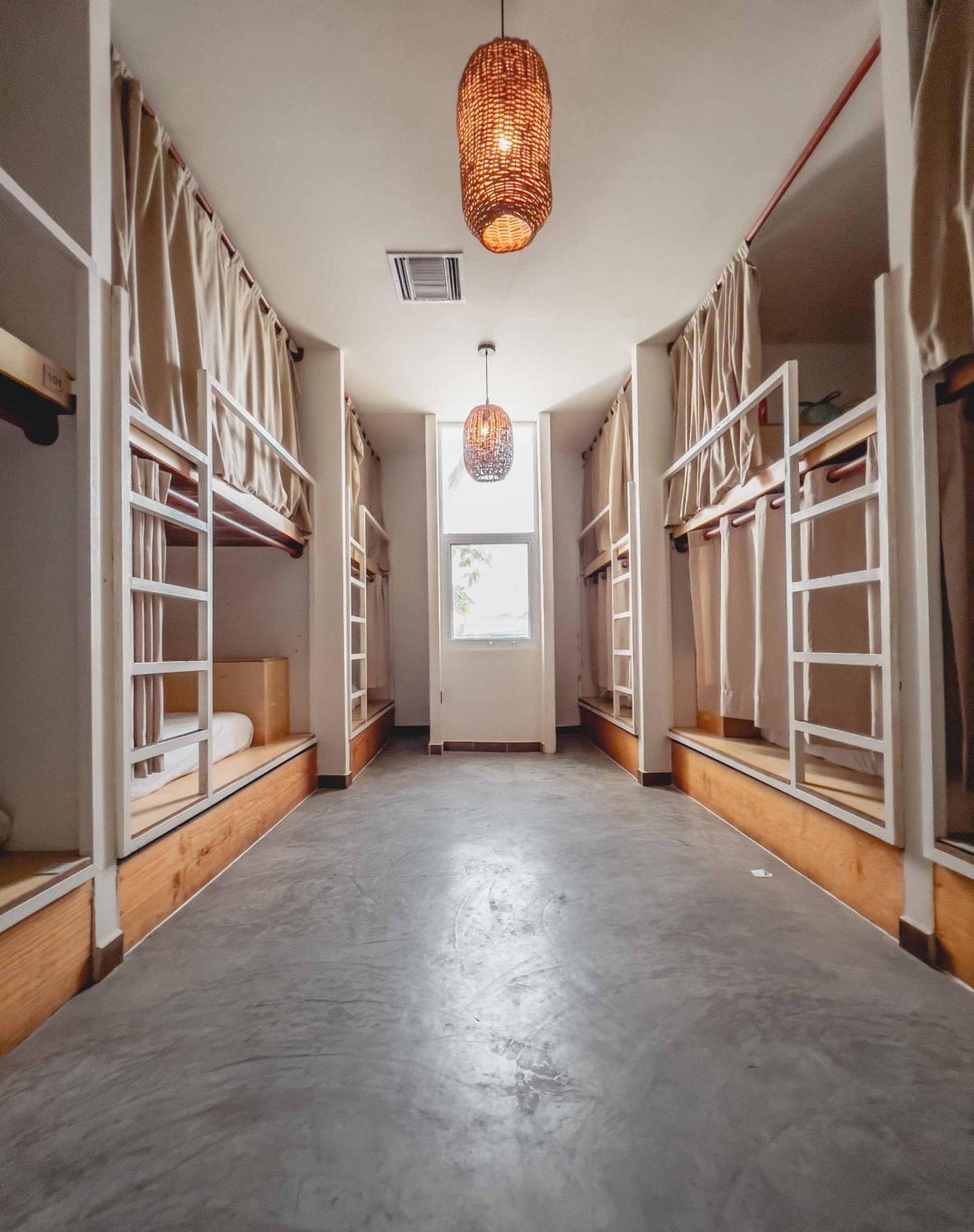 Oostel Smart Hostel - Tulum Pueblo (Adults Only) ภายนอก รูปภาพ