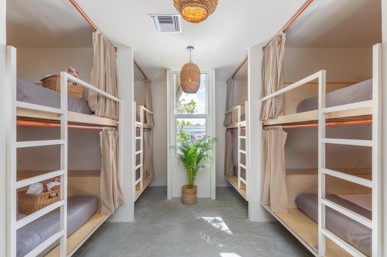 Oostel Smart Hostel - Tulum Pueblo (Adults Only) ภายนอก รูปภาพ