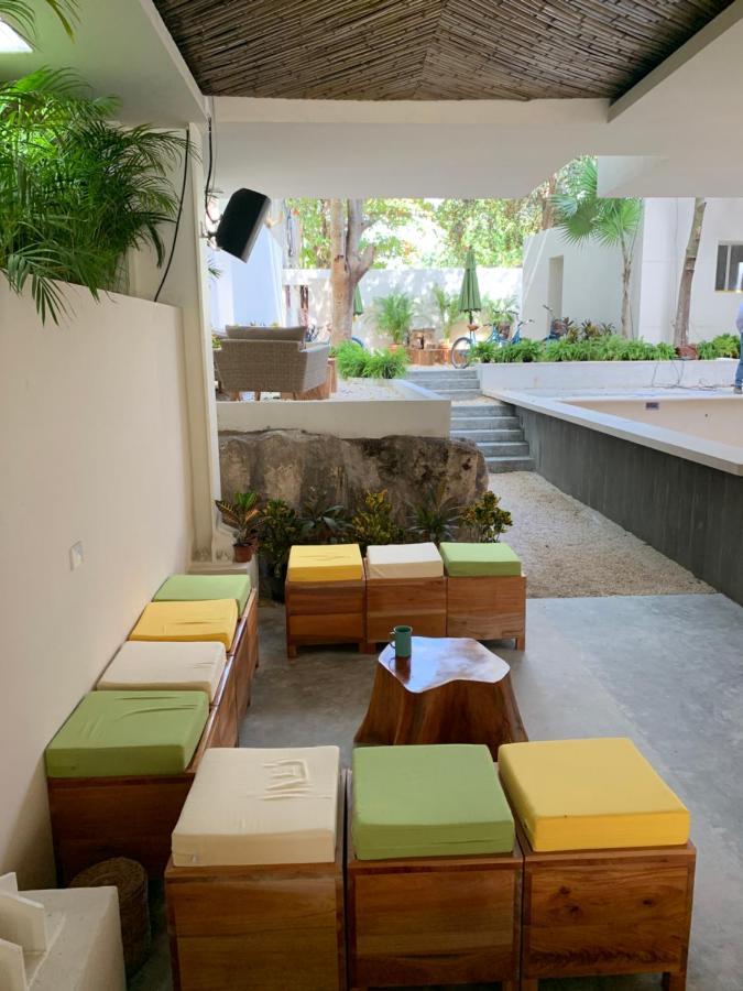 Oostel Smart Hostel - Tulum Pueblo (Adults Only) ภายนอก รูปภาพ