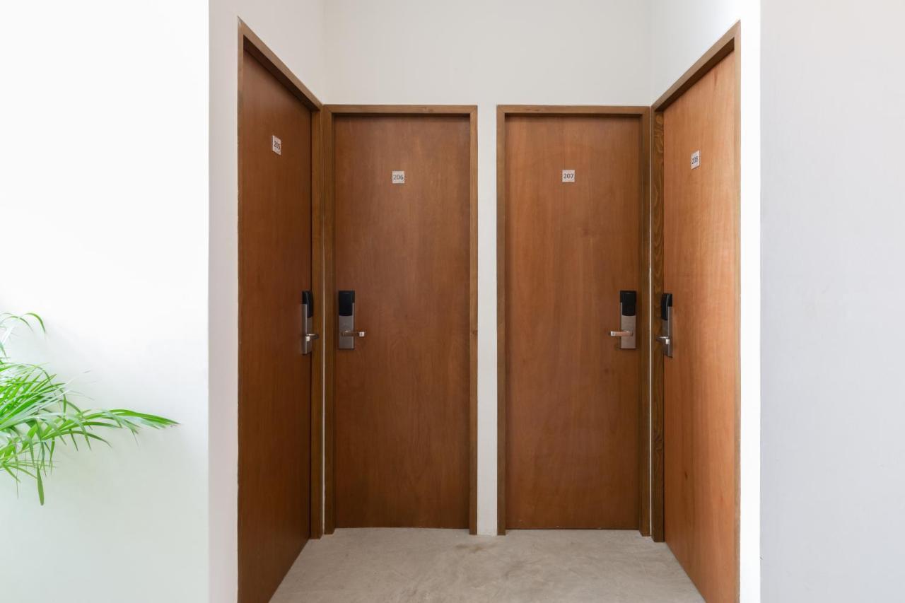 Oostel Smart Hostel - Tulum Pueblo (Adults Only) ภายนอก รูปภาพ