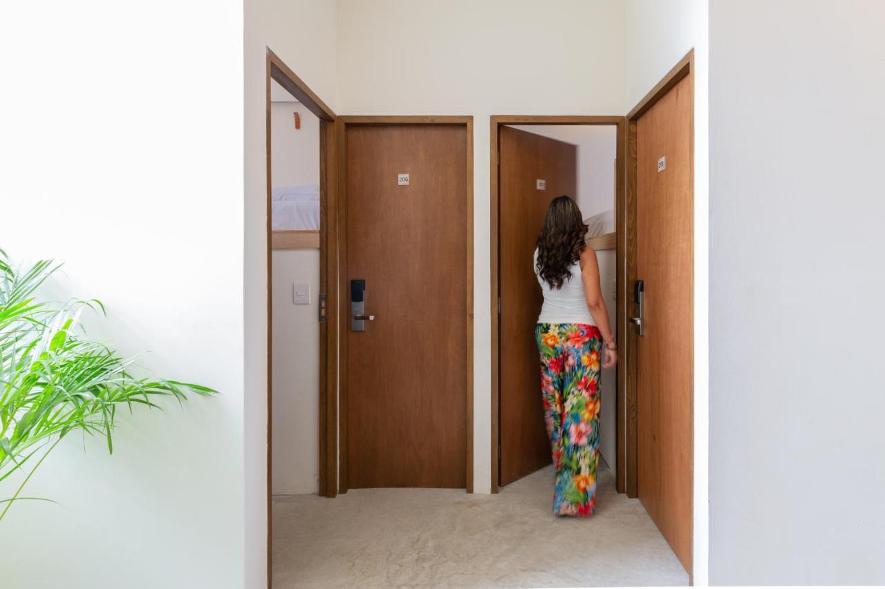 Oostel Smart Hostel - Tulum Pueblo (Adults Only) ภายนอก รูปภาพ