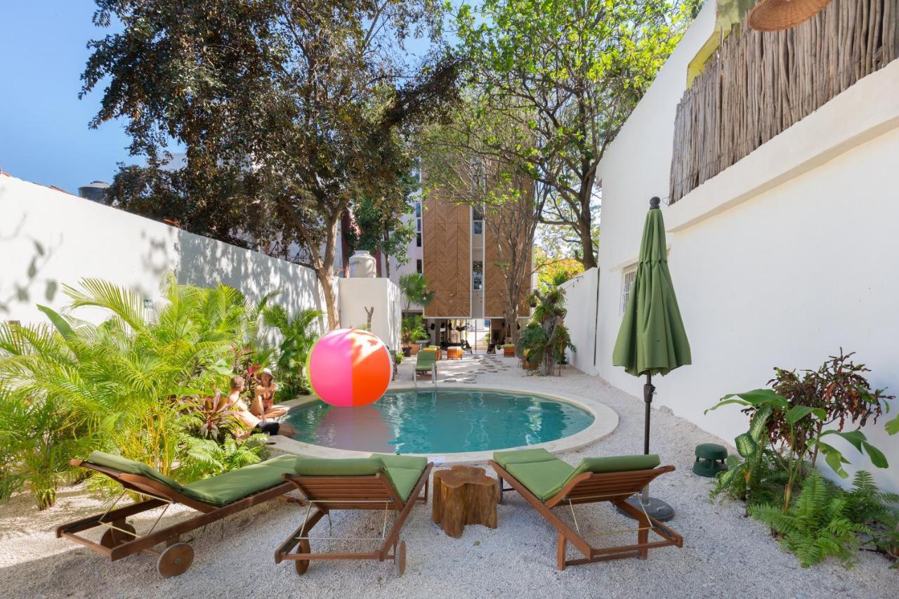Oostel Smart Hostel - Tulum Pueblo (Adults Only) ภายนอก รูปภาพ