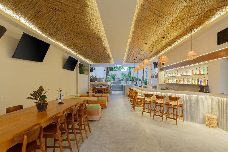 Oostel Smart Hostel - Tulum Pueblo (Adults Only) ภายนอก รูปภาพ