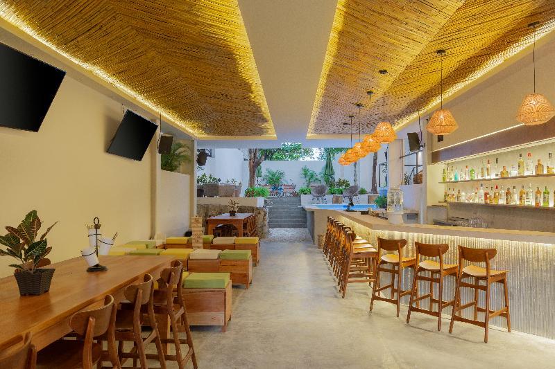 Oostel Smart Hostel - Tulum Pueblo (Adults Only) ภายนอก รูปภาพ